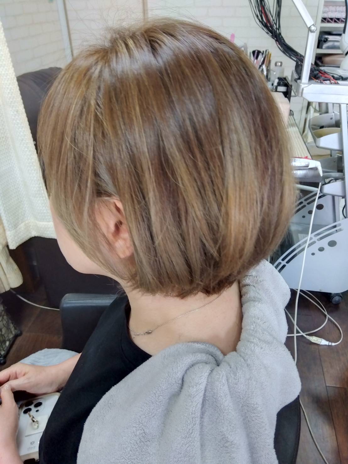 ショートボブ
